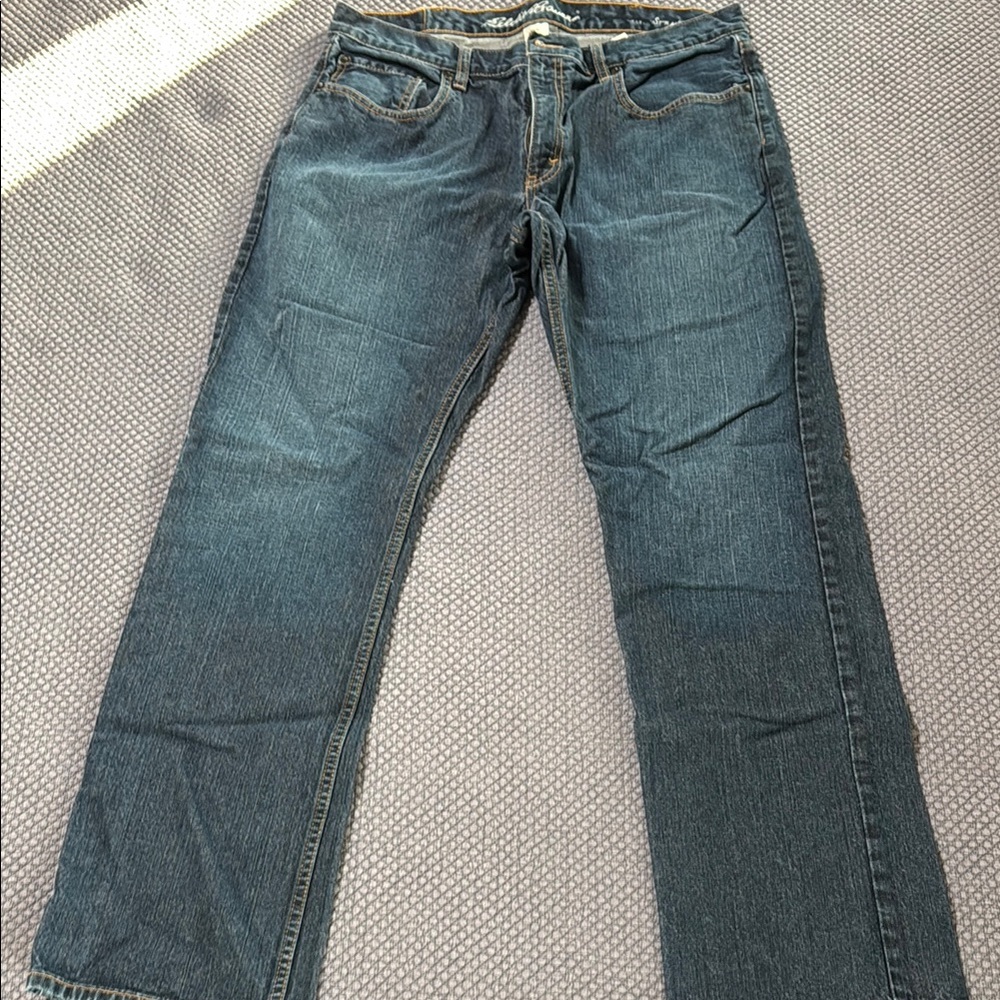 Eddie Bauer Blue Straight Denim Jeans with Subtle Fading